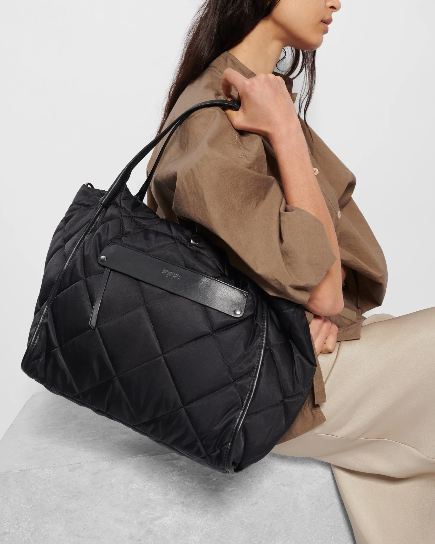 Black Large Madison Shopper - Image 5